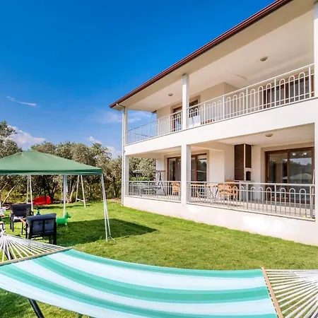 Villa Villa Irem